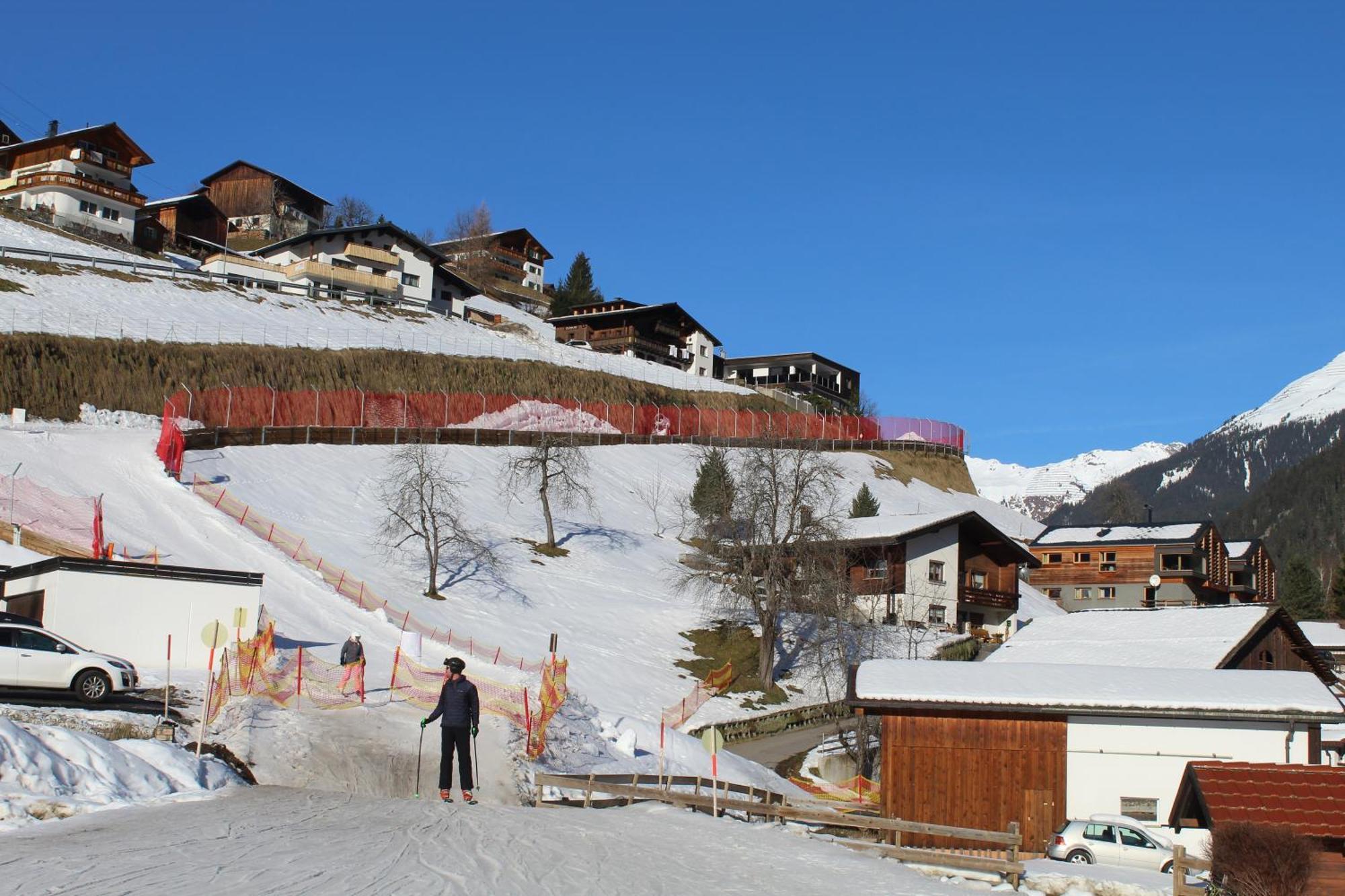 Pluenggas Chalets ガシュルン エクステリア 写真